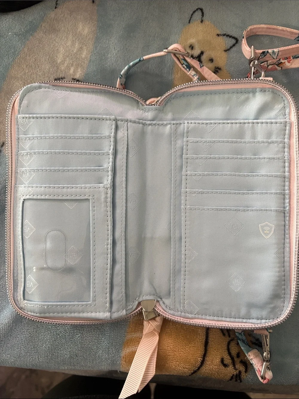 Vera Bradley Blush Pink Floral Quilted crossbody wallet and phone holder